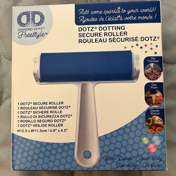 Snow Friends Diamond Art Painting & Secure Roller - Set of 2 Items - Picture 5 of 6